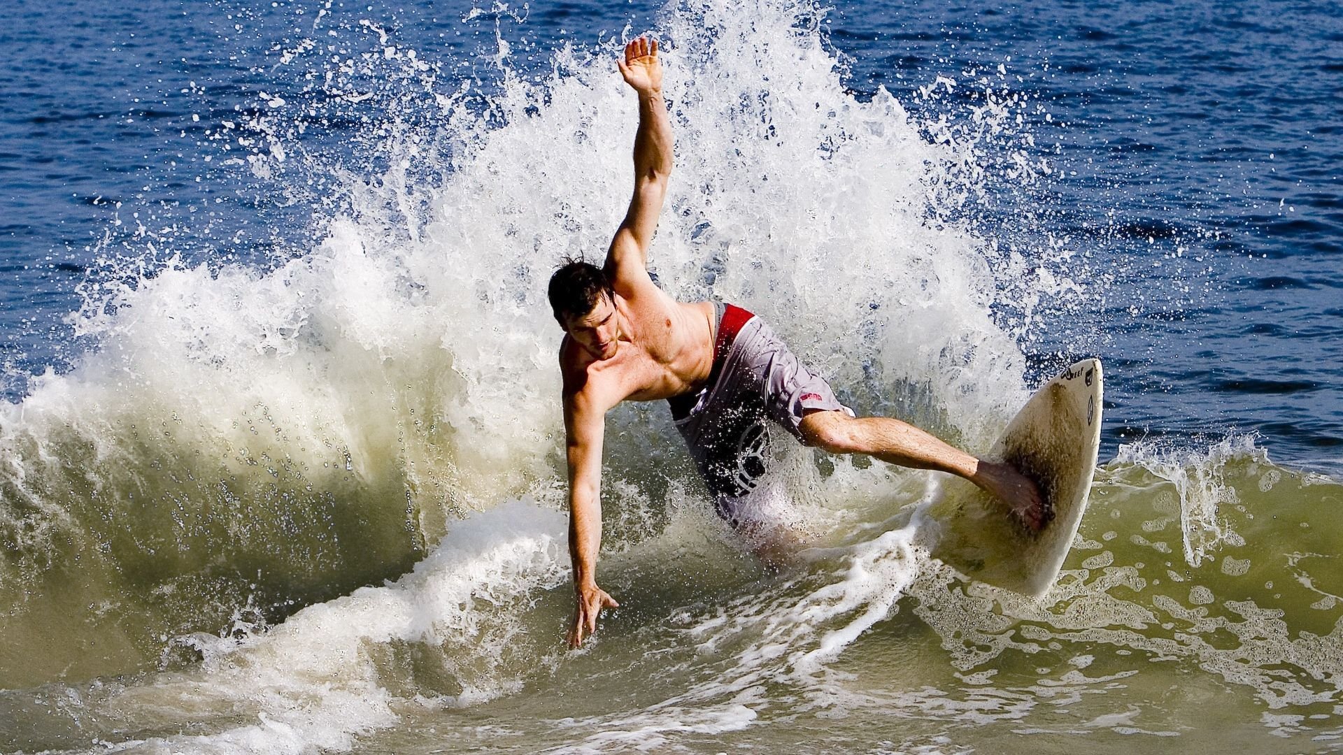 Faker爆冷击败FPX，高光表现引爆全场！