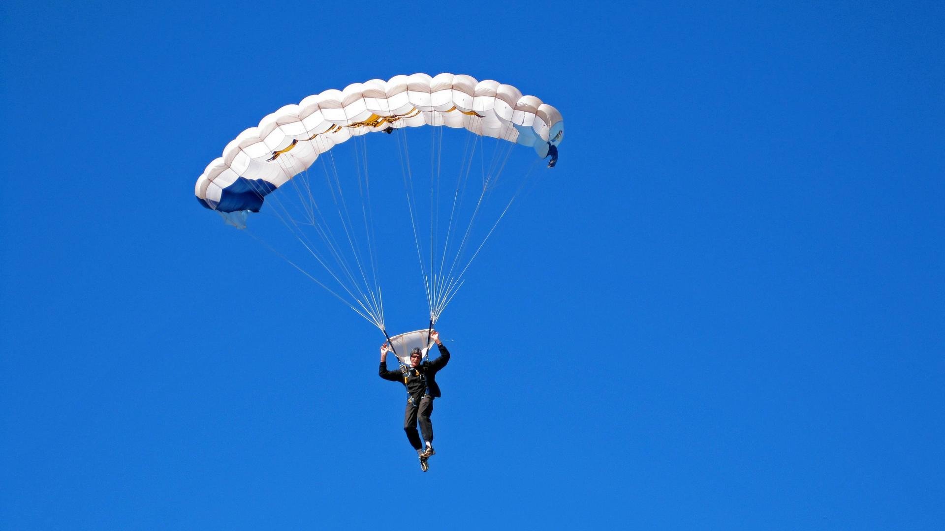 Faker爆冷击败FPX，高光表现引爆全场！